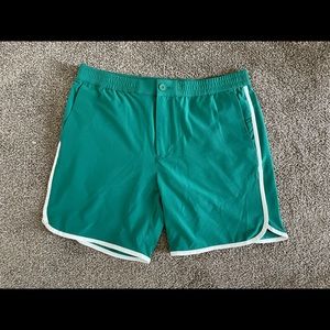 (BRAND NEW) Mens Michael Kors Shorts